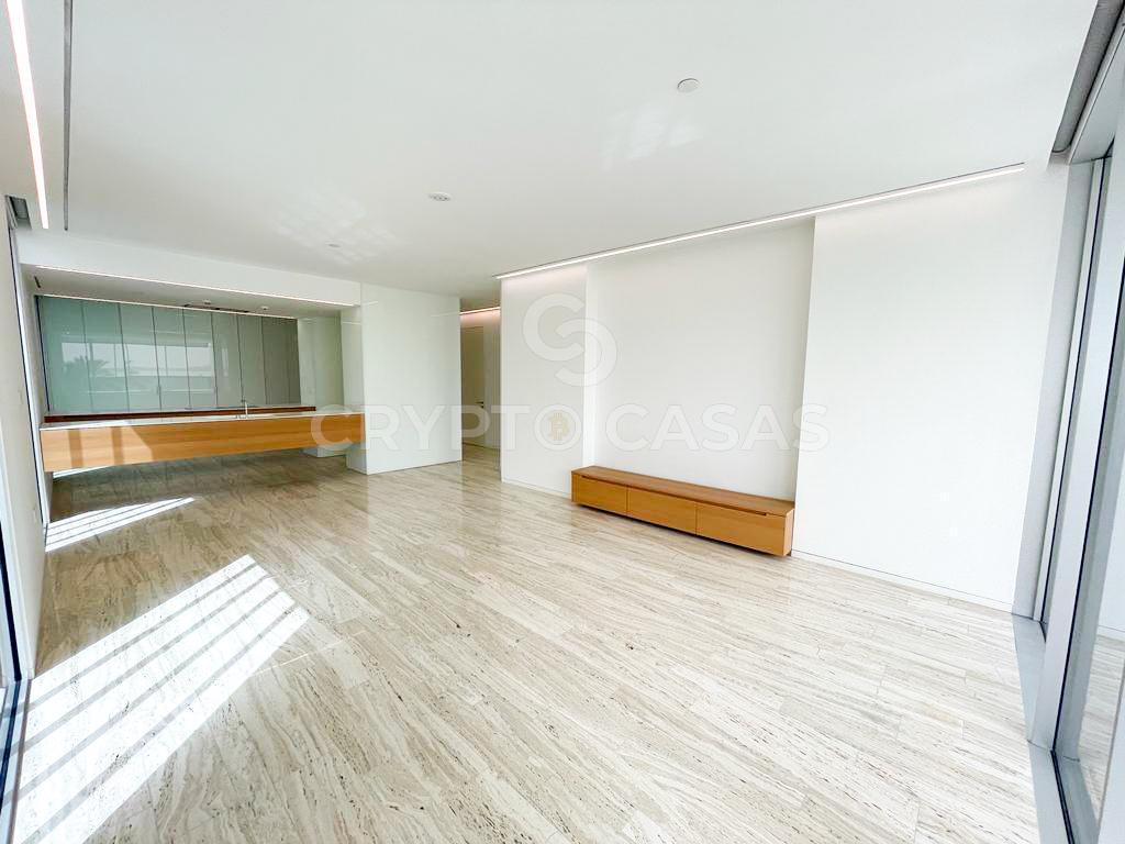 Top Floor | Luxury | Miami Style | Move in Today